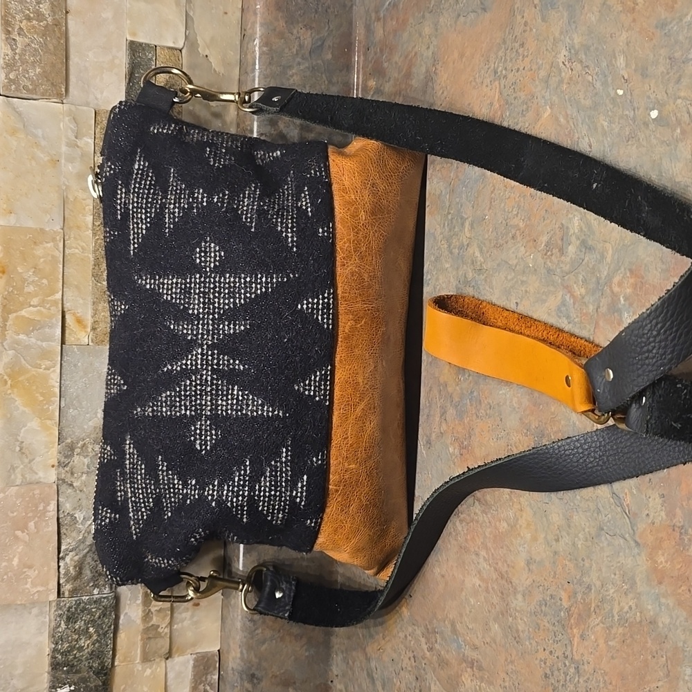 Stylish Rais Case Black and Brown Women's Bag - Picture 2 of 5